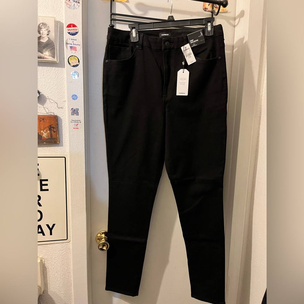 Express-size L=12/14/16 black skinny stretch jeans NWT